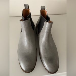 NEW ROBERT WAYNE MEN' SIZE 10.5 OKLAHOMA CHELSEA GREY BOOTS